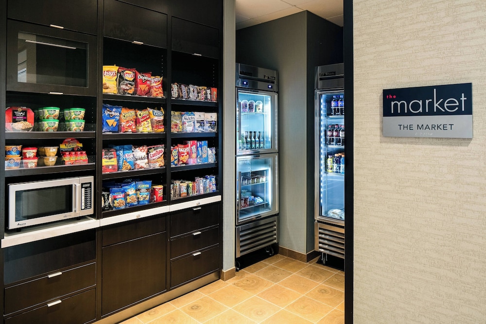 Courtyard by Marriott Omaha Bellevue Beardmore Event Center - photo 26