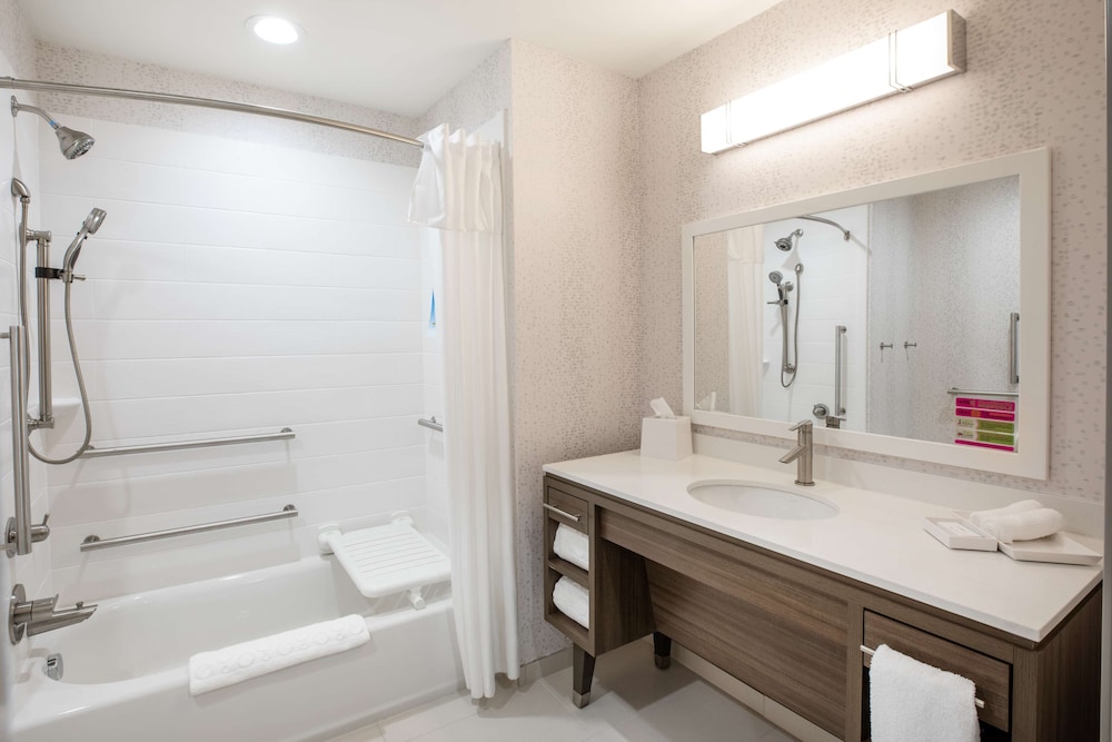 Home2 Suites by Hilton Houston IAH Airport Beltway 8 - photo 16