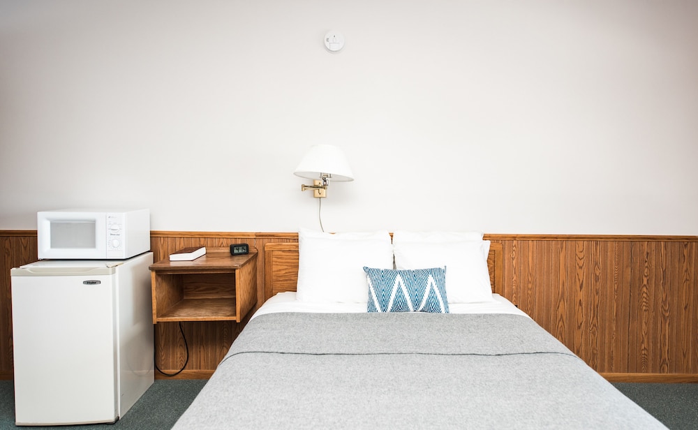 Seagull Bay Motel - photo 21