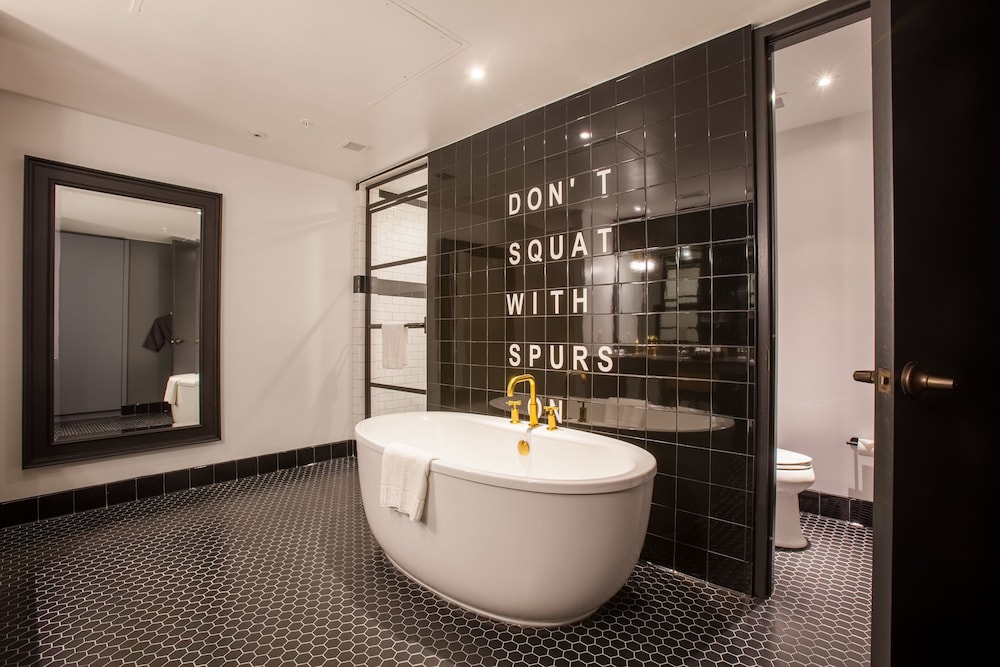 The George by Valencia Hotel Collection - photo 16