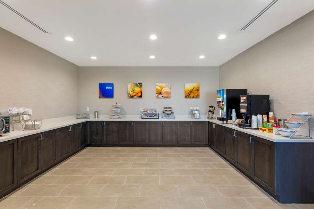 Comfort Inn & Suites Balch Springs SE Dallas - photo 27