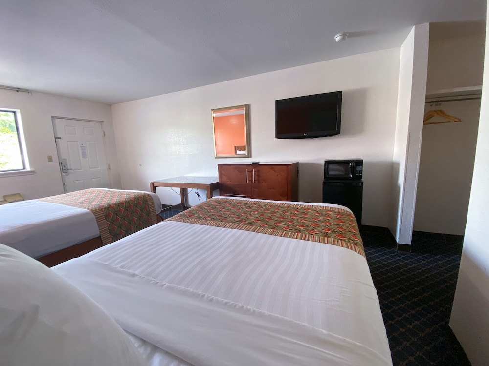 Royal Inn Richmond Hill Savannah I 95 - photo 10