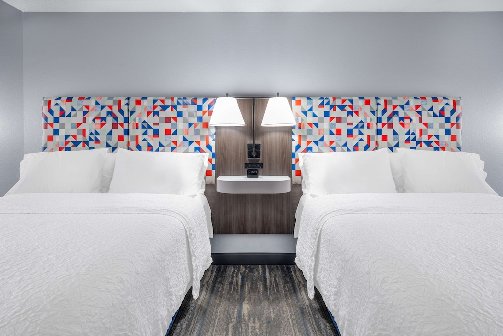 Hampton Inn Sanford - photo 6