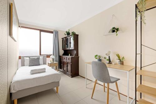 Private Single Room Centrally Located at Milperra Shared Bathroom — hotel in East Hills