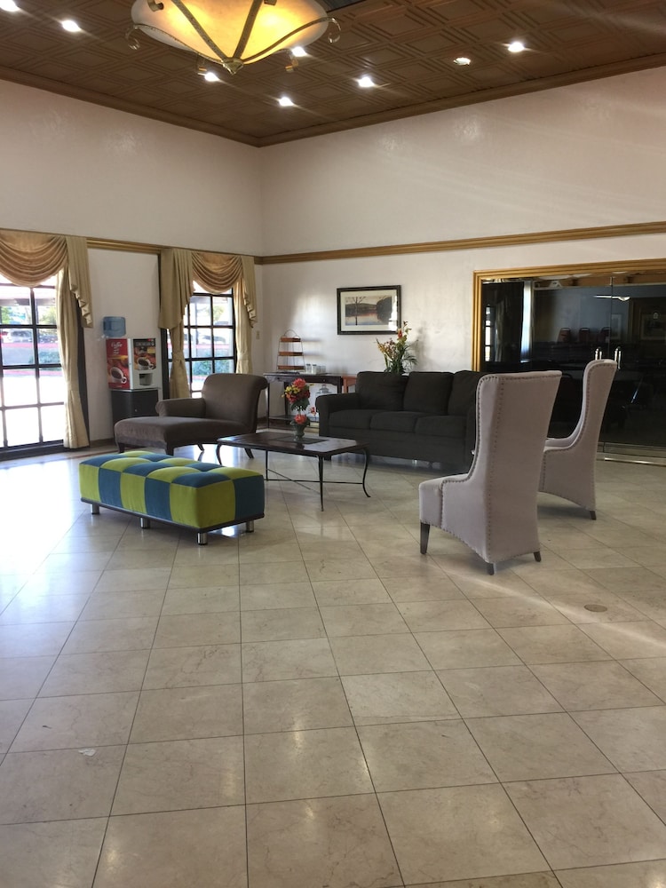 Motel6 Artesia CA - photo 2
