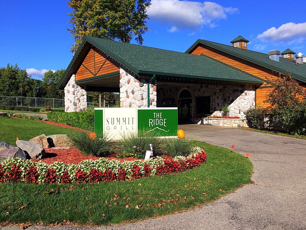 The Ridge — hotel in Gaylord