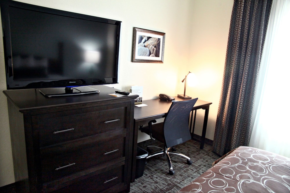 Staybridge Suites Minot by IHG — Minot — photo 5
