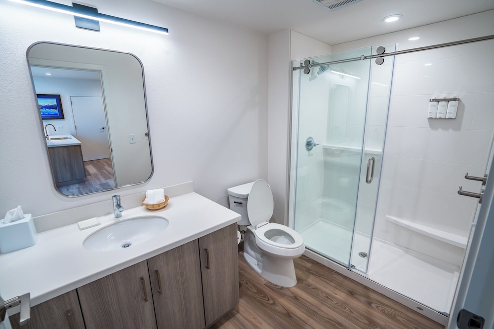Chugach Naswik Suites - photo 12