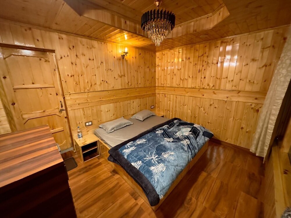 Oh Yaara - carbon neutral hotel in Unknown City