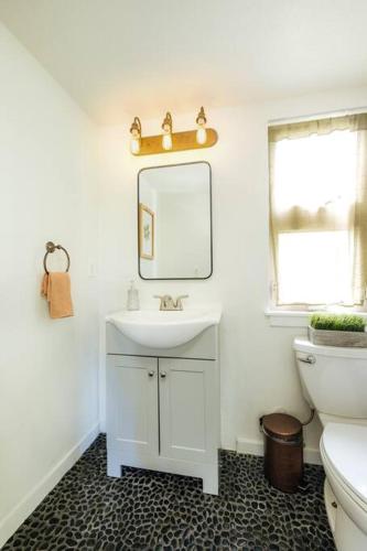 The Kumu House — 4-Star Luxury Hotel in Kailua-Kona, United States