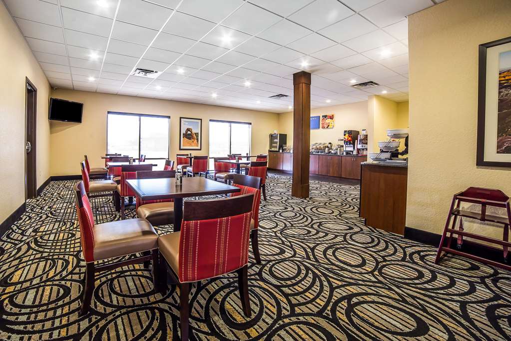Comfort Inn Ballard Roosevelt - photo 42