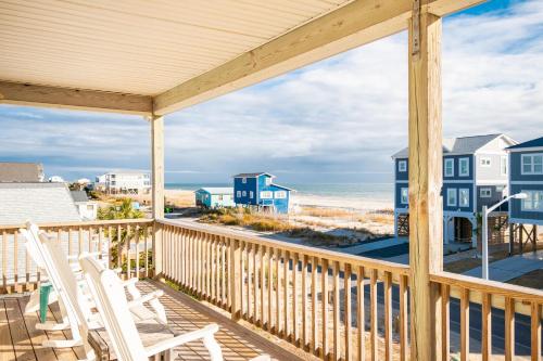 A Beach Music Paradise Too by Oak Island Accommodations - photo 7