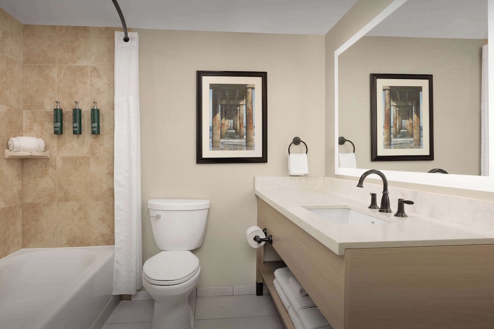DoubleTree by Hilton St. Augustine Historic District - photo 16