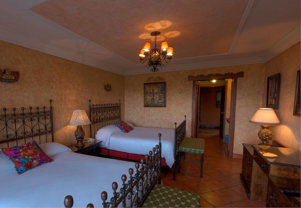 Hotel Atitlán — Panajachel — photo 3