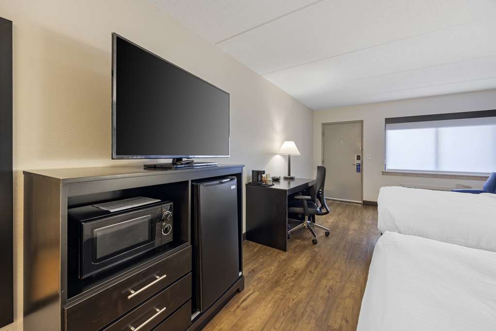 Best Western Shelbyville Inn and Suites Celebration Inn - photo 12