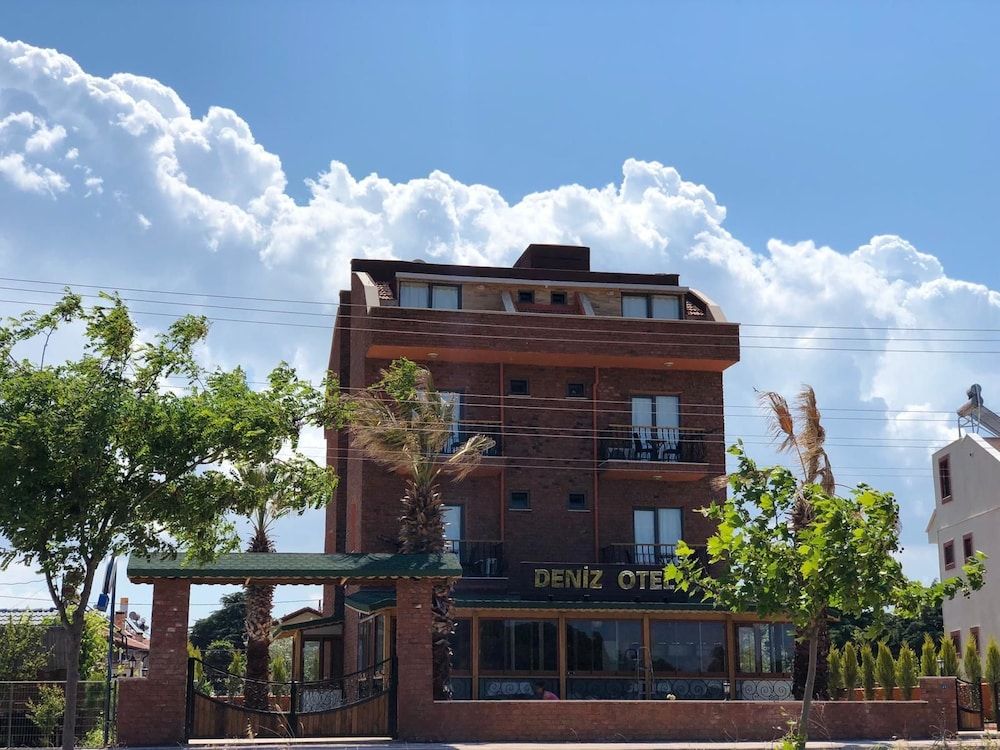 Deniz Otel - carbon neutral hotel in Ezine