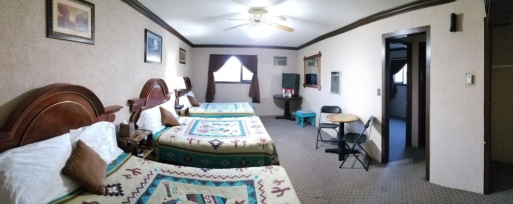 Adobe Sands Motel - photo 5