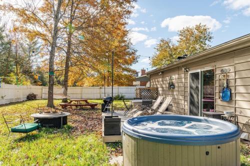 The Meyer spacious family home with hot tub — 4-Star Luxury Hotel in New Paltz, United States
