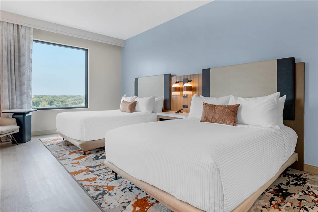 Cambria Hotel Austin Downtown - photo 15