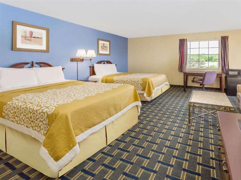 Days Inn by Wyndham Plymouth - photo 8