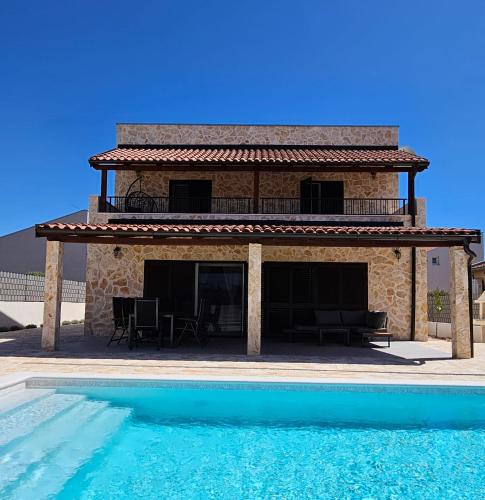 Vila Brod — 4-Star Luxury Hotel in Sibenik, Croatia