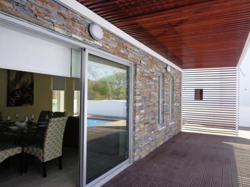 Kyma 3 Bed Villa Pool
