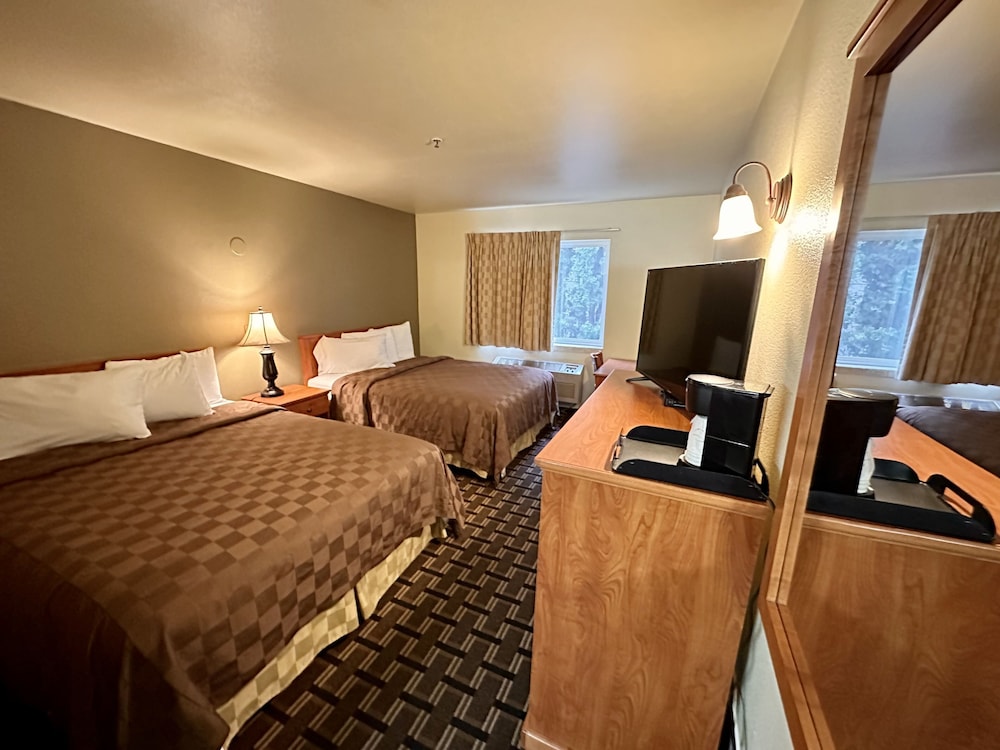 FairBridge Inn & Suites Kellogg - photo 16