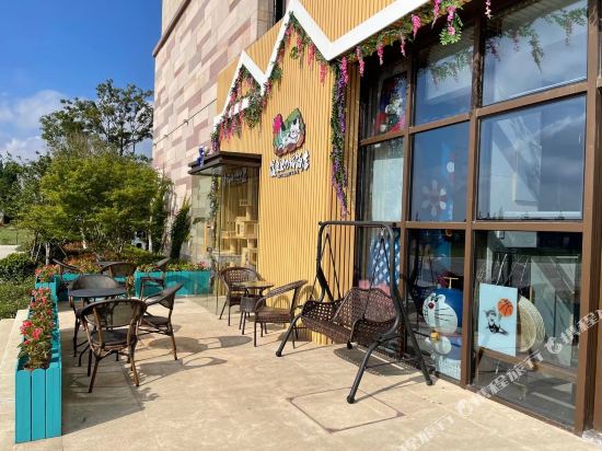 Pets Resort & Spa Hotel in Jiashan, People's Republic of China