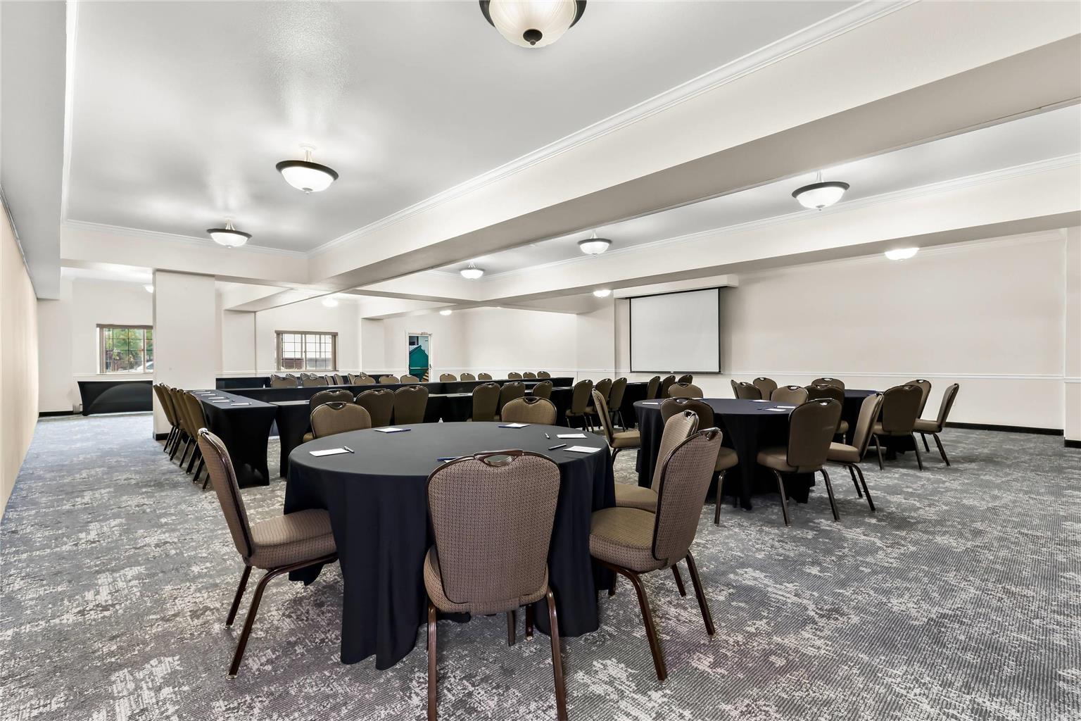 Clarion Suites Anchorage Downtown - photo 20