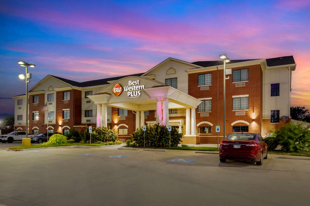 Best Western Plus Sweetwater Inn & Suites - photo 23