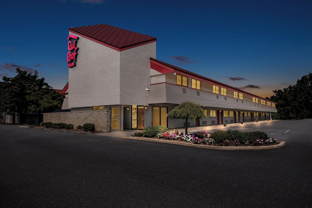Red Roof Inn Harrisburg North - photo 35