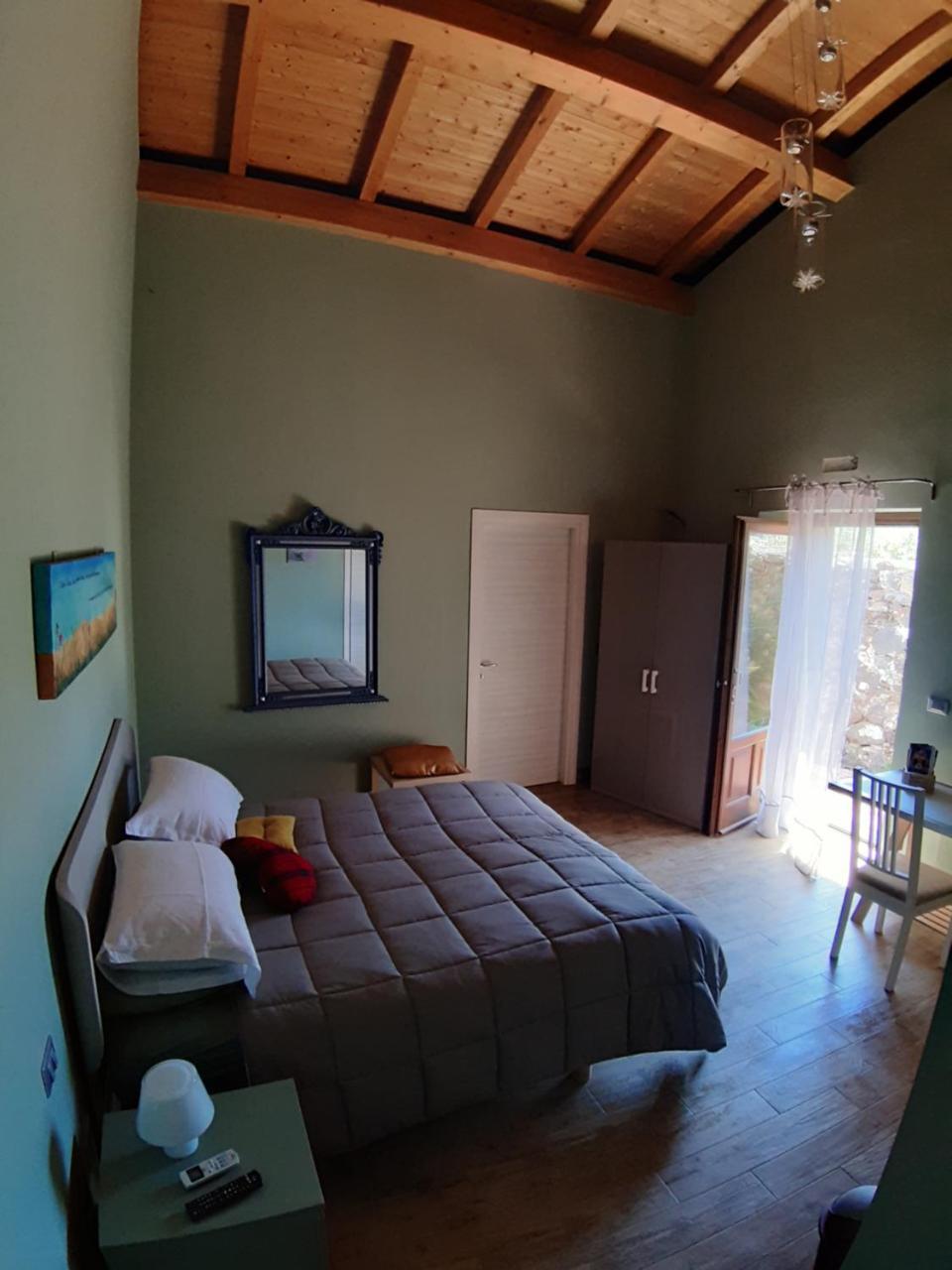 L.T. Metis — Acireale — photo 3