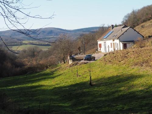 Les Loizards - carbon neutral hotel in Unknown City