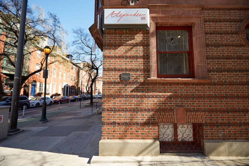 Alexander Inn - photo 49