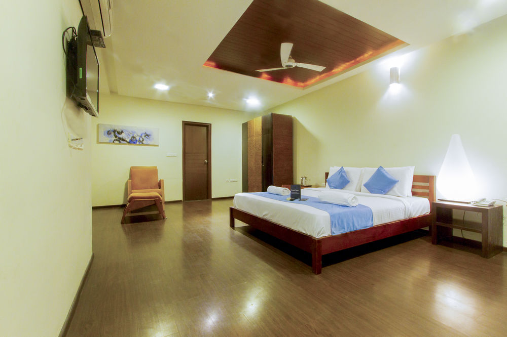 FabHotel Vibrant Jubilee Hills