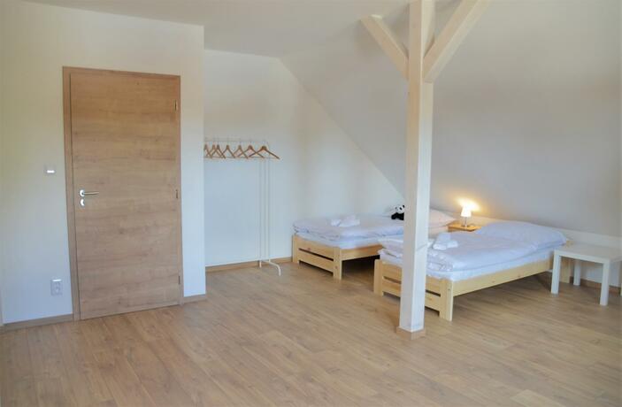 Apartmány Deluxe — hotel in Sazava