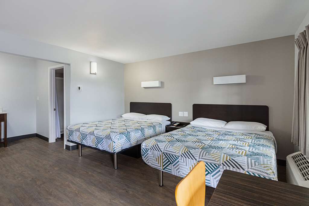 Motel 6 Show Low AZ - photo 14