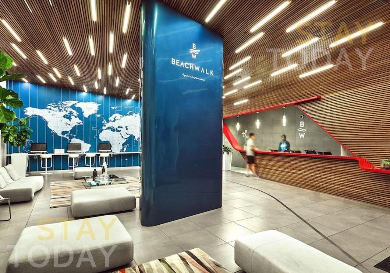 Spacious VIP Penthouse with Ocean & Intracoastal Views Private Entry Resort Amenities — 4-Star Luxury Hotel in Hallandale Beach, United States