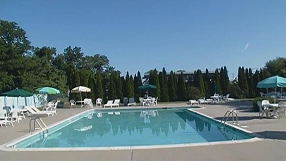 Tides Motor Inn at Stehli Beach - photo 19