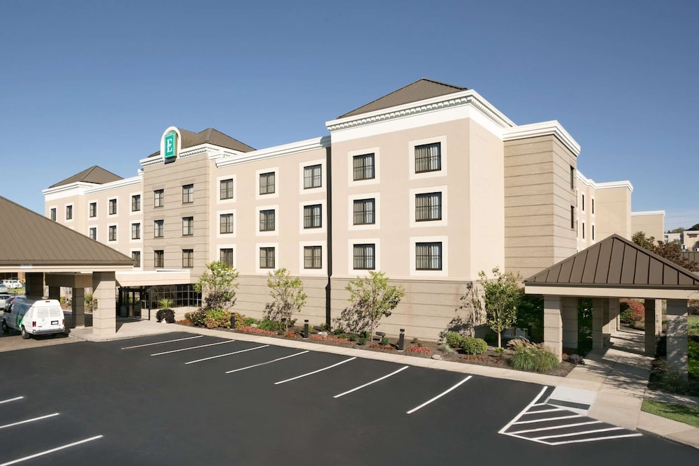 Embassy Suites by Hilton Cleveland Beachwood - featured photo