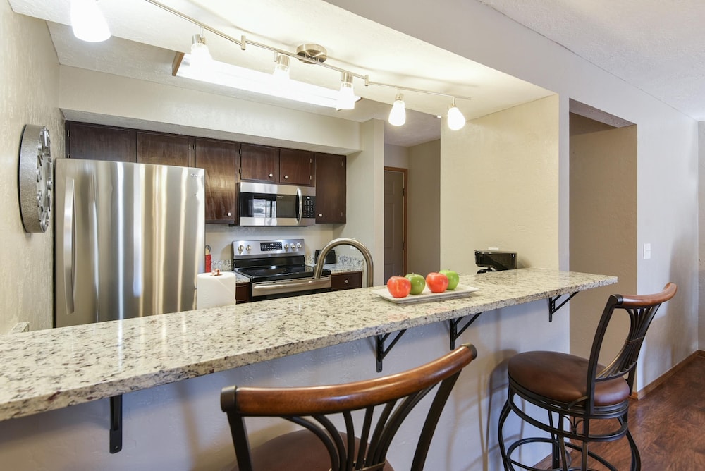Matchplay Resort Amenities W Indoor Pool Comfort Meets Style And Fun - photo 10