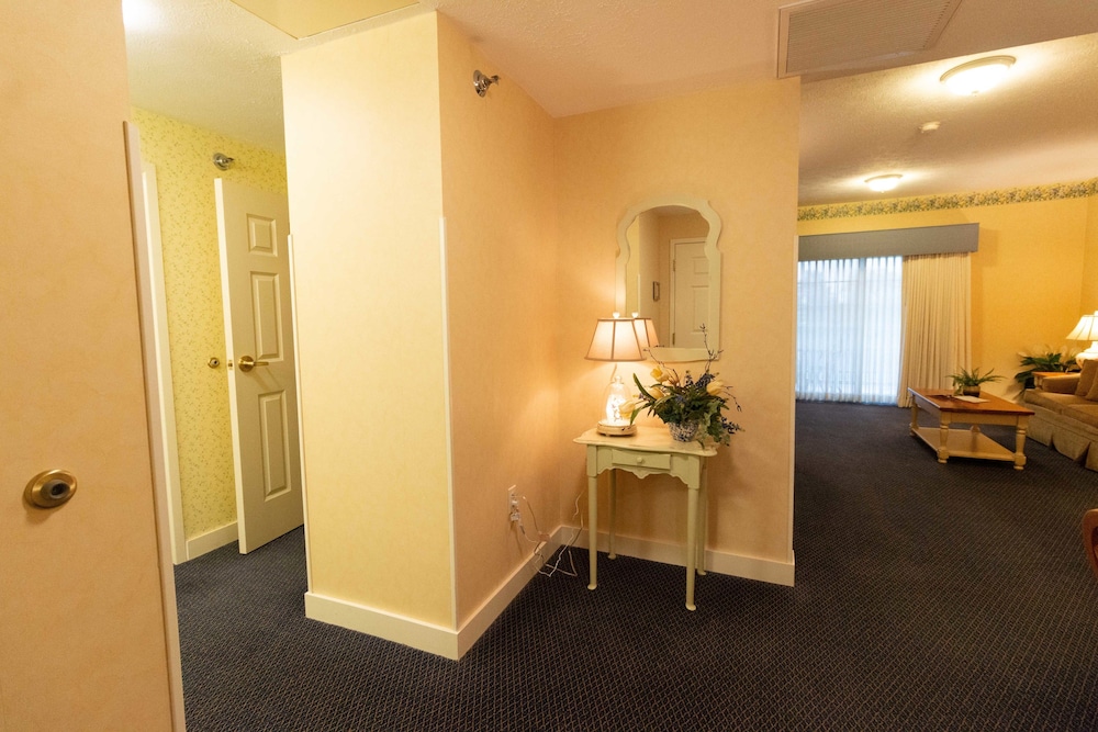 Essenhaus Inn & Conference Center - photo 27