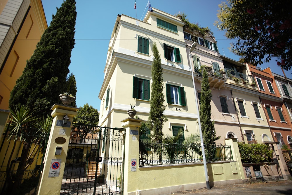 Residenza Matilde — 4-Star Luxury Hotel in Rome, Italy