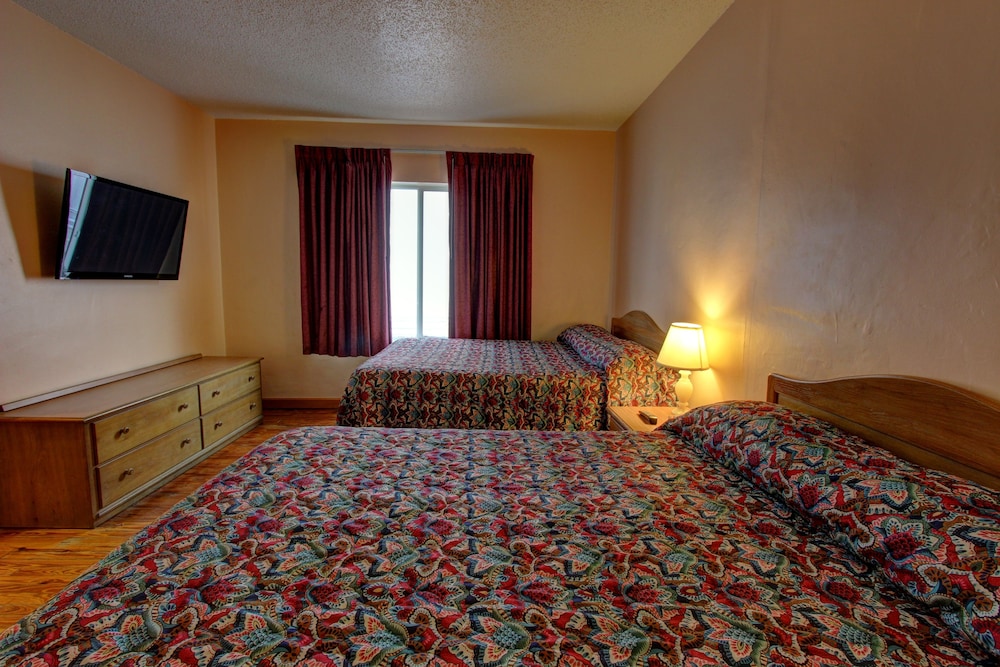 Parisian Hotel - photo 15