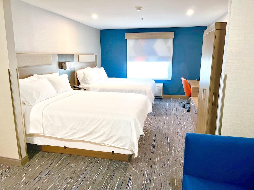 Holiday Inn Express & Suites Frazier Park by IHG - photo 7