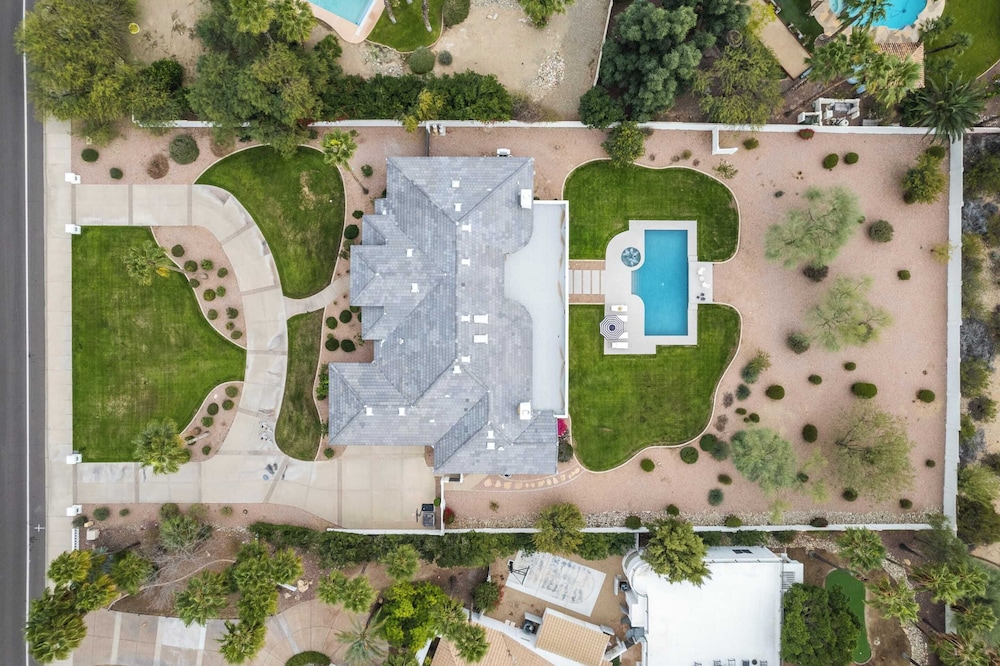 Sunridge by Avantstay Glorious Scottsdale Estate w Pool Hot Tub Ping Pong & Pool Table - photo 41