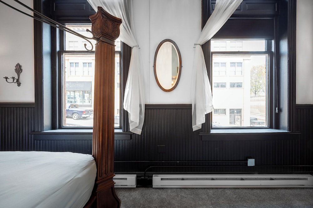 The Oliver Inn Duluth Hotel Near Canal Park - photo 65