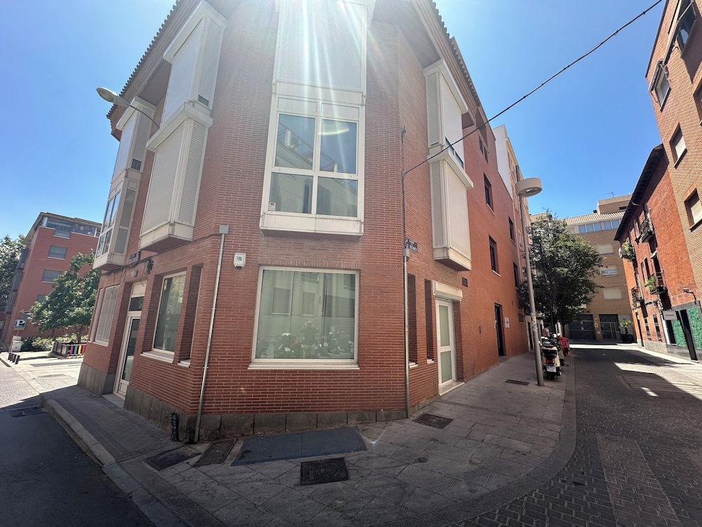 Apartamentos Avenida América hotel Guindalera Madrid