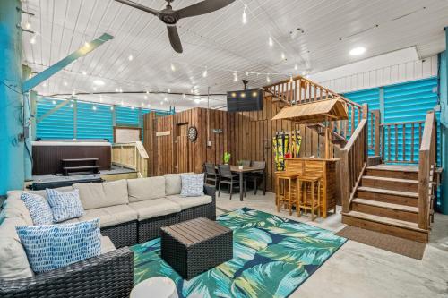 Beach House Ocean AND Inlet Views — 4-Star Luxury Hotel in Myrtle Beach, United States