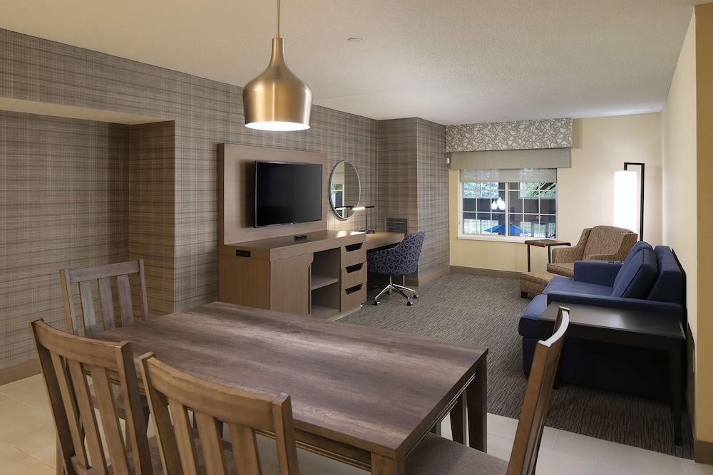 Hampton Inn Holland - photo 7